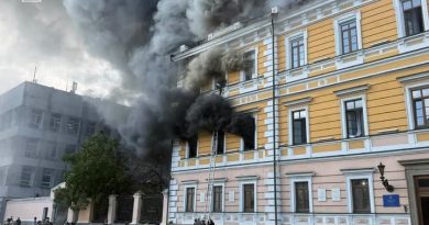 ❤️ ПриватБанк оголосив збір на відновлення історичної будівлі Президії Національної академії наук України, яка 28 вересня зазнала прямого російського удару